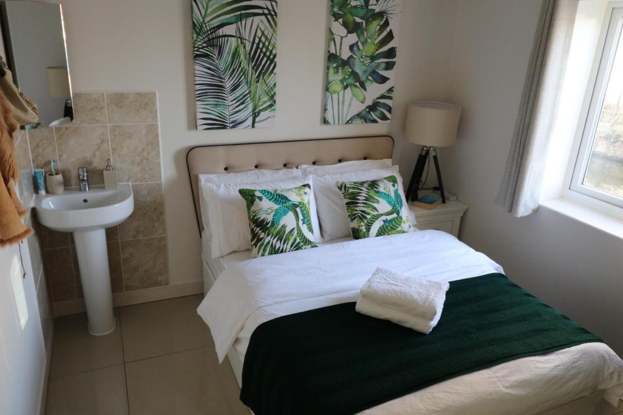 Riverside Rooms ريدينج المظهر الخارجي الصورة